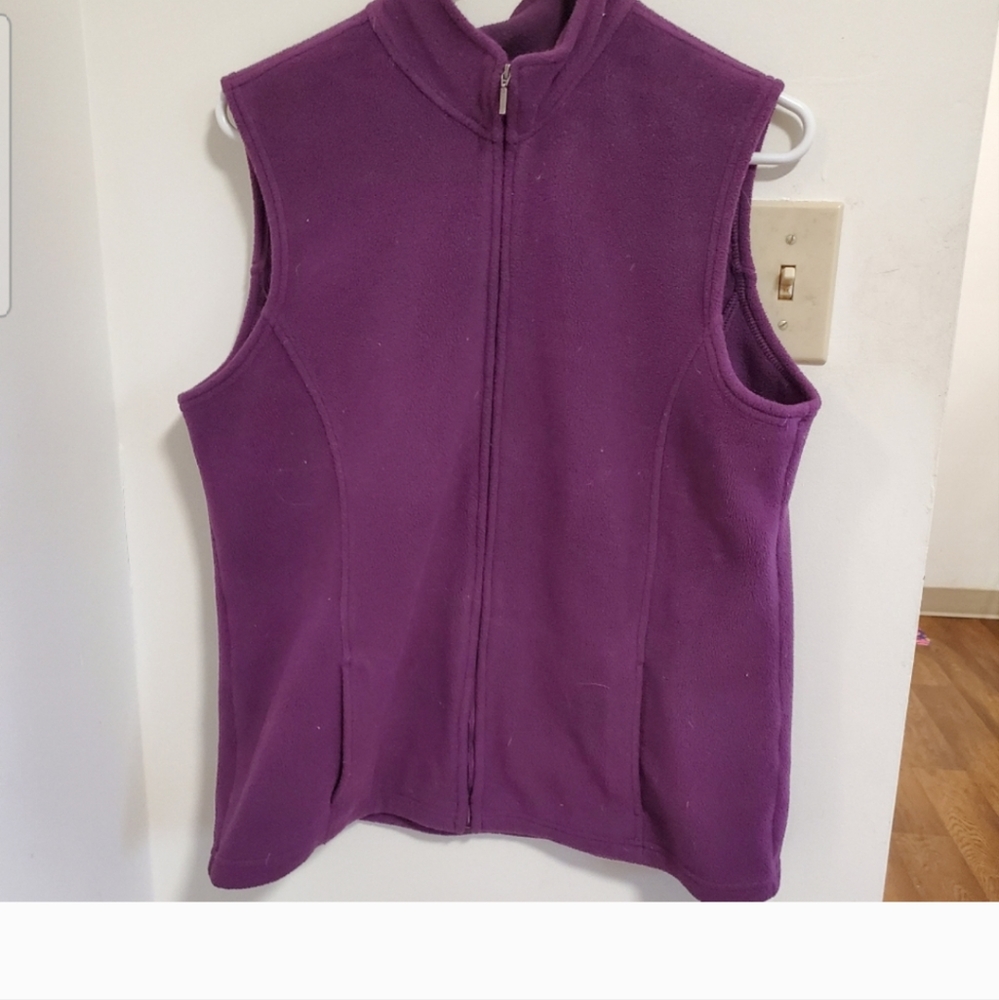 LLBean Plum Fleece Outdoor Vest Large